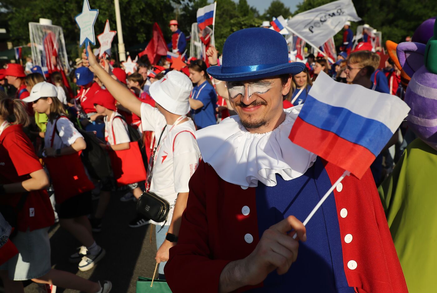 RUSSIA EXPO. The procession of dreamers