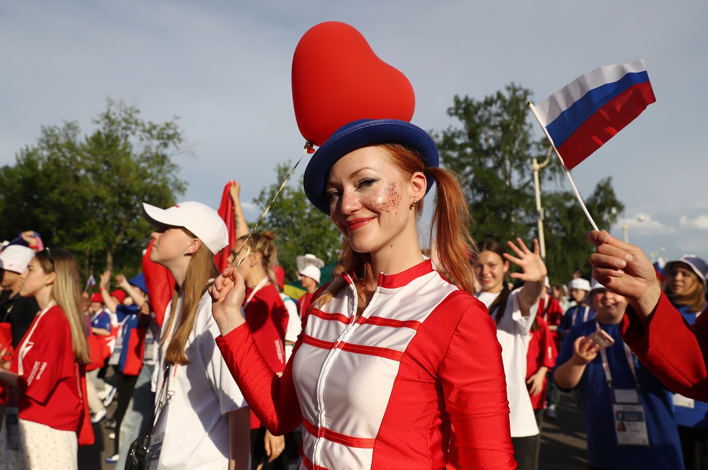 RUSSIA EXPO. The procession of dreamers