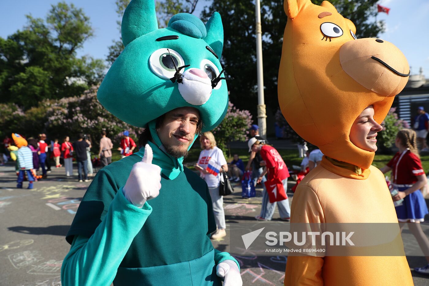 RUSSIA EXPO. The procession of dreamers