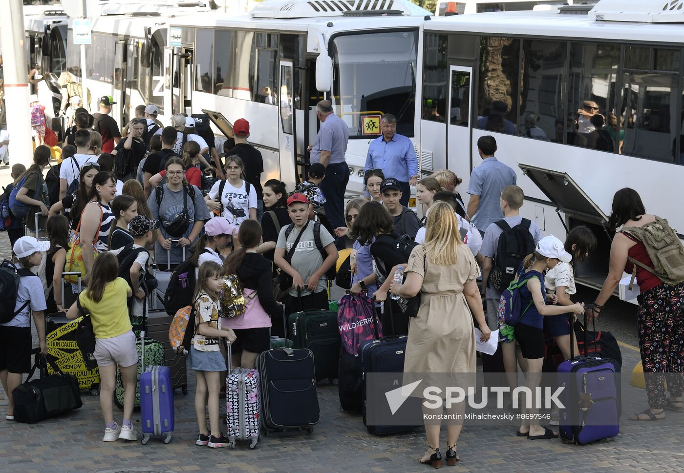 Russia Ukraine Military Operation Evacuees