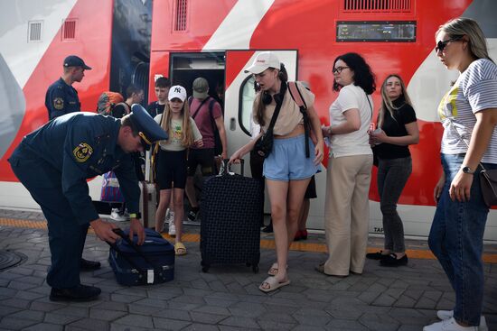 Russia Ukraine Military Operation Evacuees
