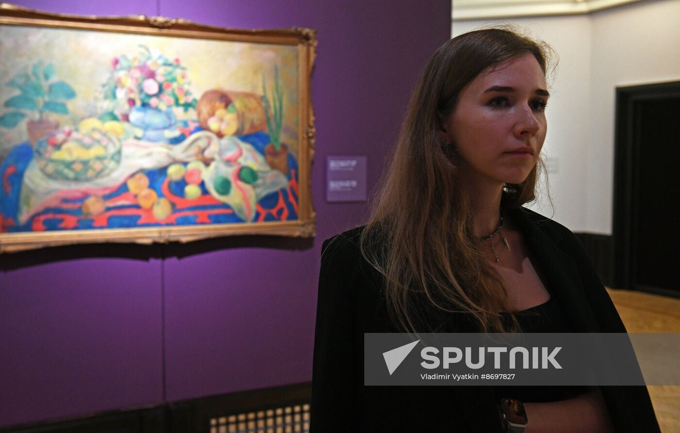 Russia Art Abramyan Collection Exhibition