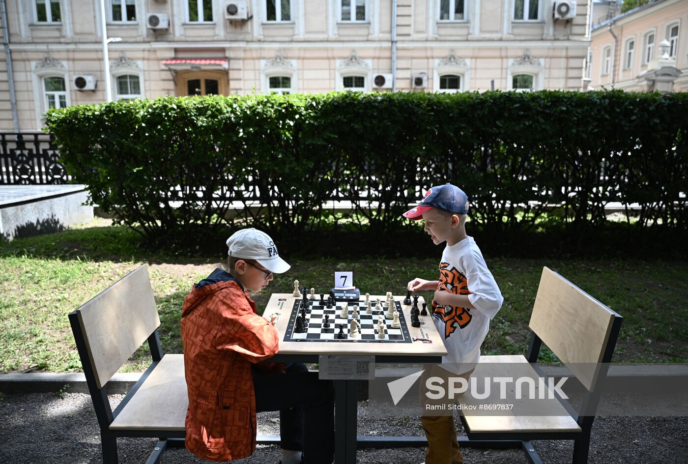 Russia Open Air Chess Club