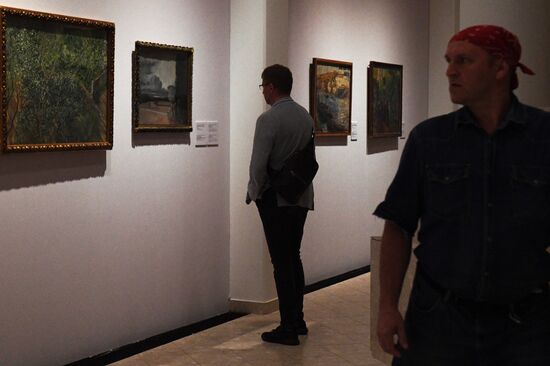 Russia Art Abramyan Collection Exhibition