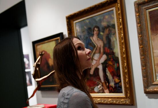 Russia Art Ballet Nureyev Exhibition