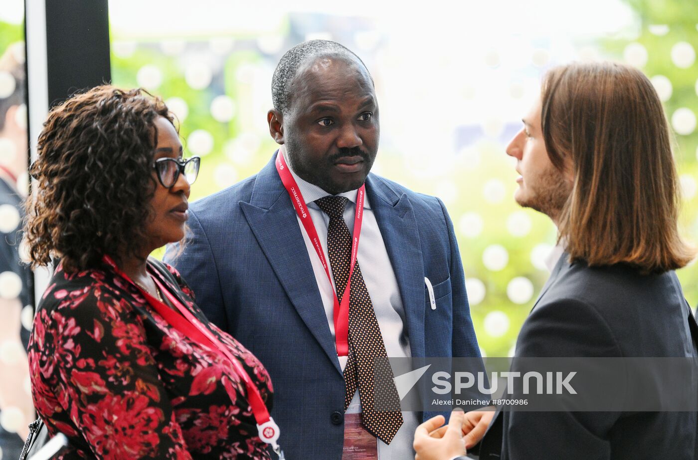 SPIEF-2024. Guests ahead of the plenary session