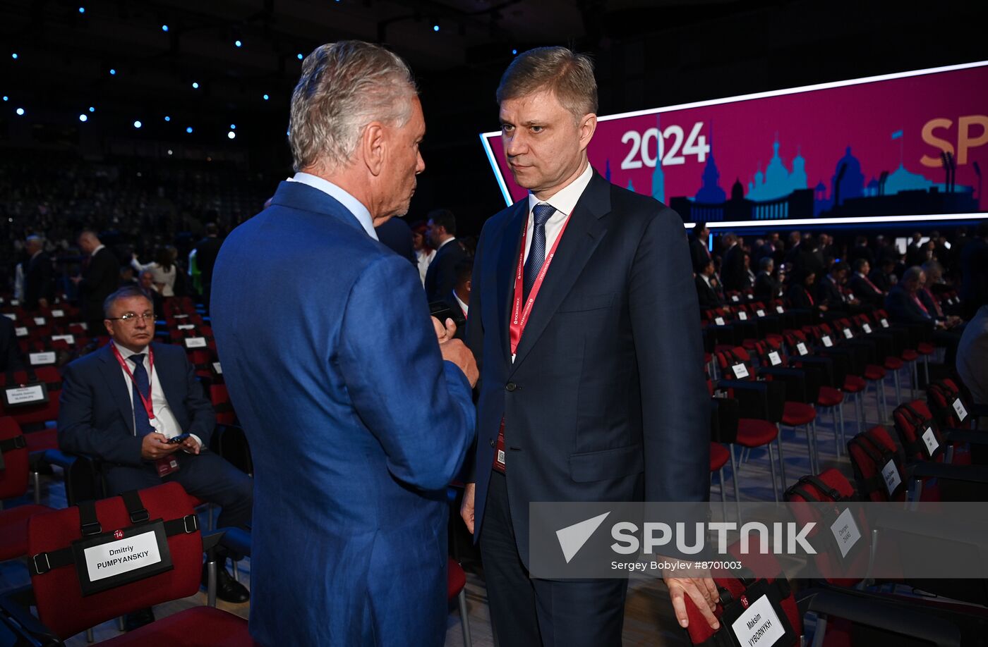 SPIEF-2024. Guests ahead of the plenary session