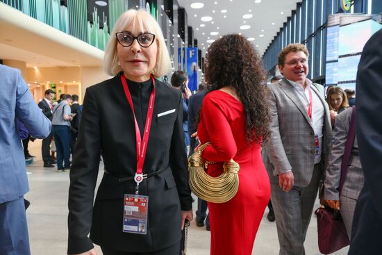 SPIEF-2024. Guests ahead of the plenary session