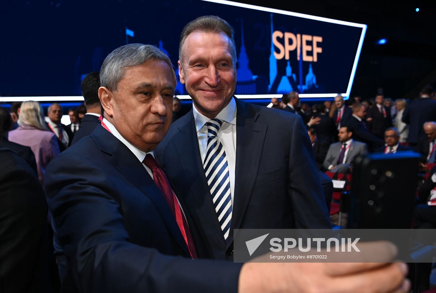 SPIEF-2024. Guests ahead of the plenary session