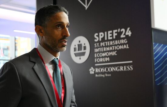 SPIEF-2024. Guests ahead of the plenary session