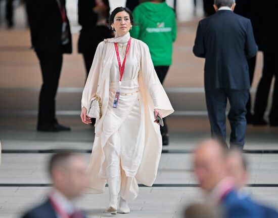 SPIEF-2024. Guests ahead of the plenary session