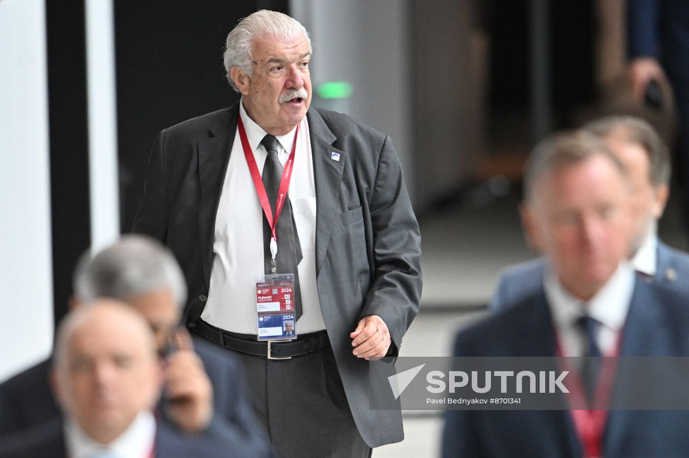 SPIEF-2024. Guests ahead of the plenary session