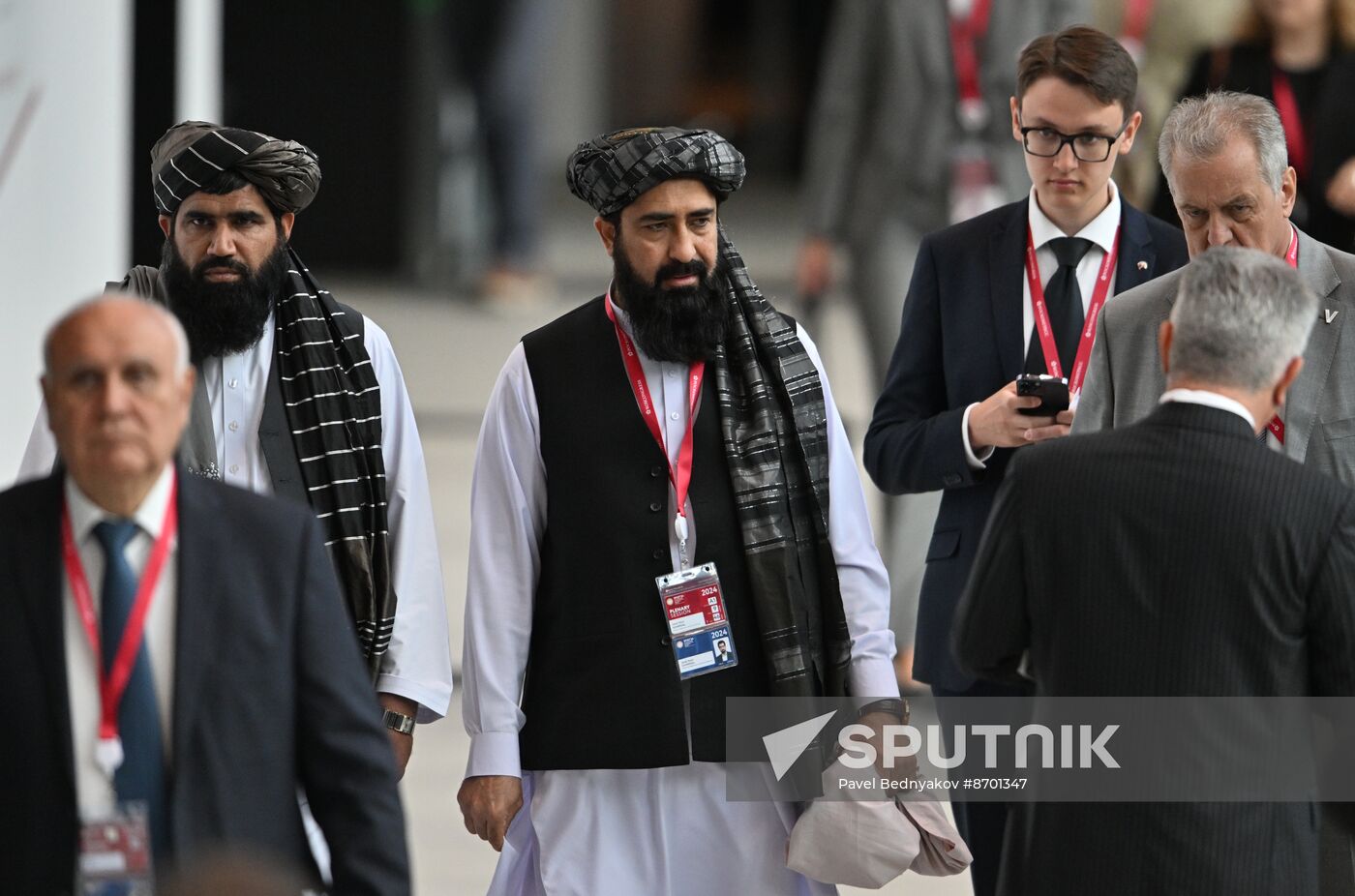 SPIEF-2024. Guests ahead of the plenary session