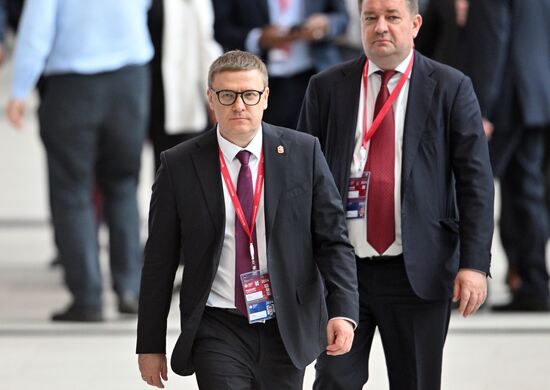 SPIEF-2024. Guests ahead of the plenary session