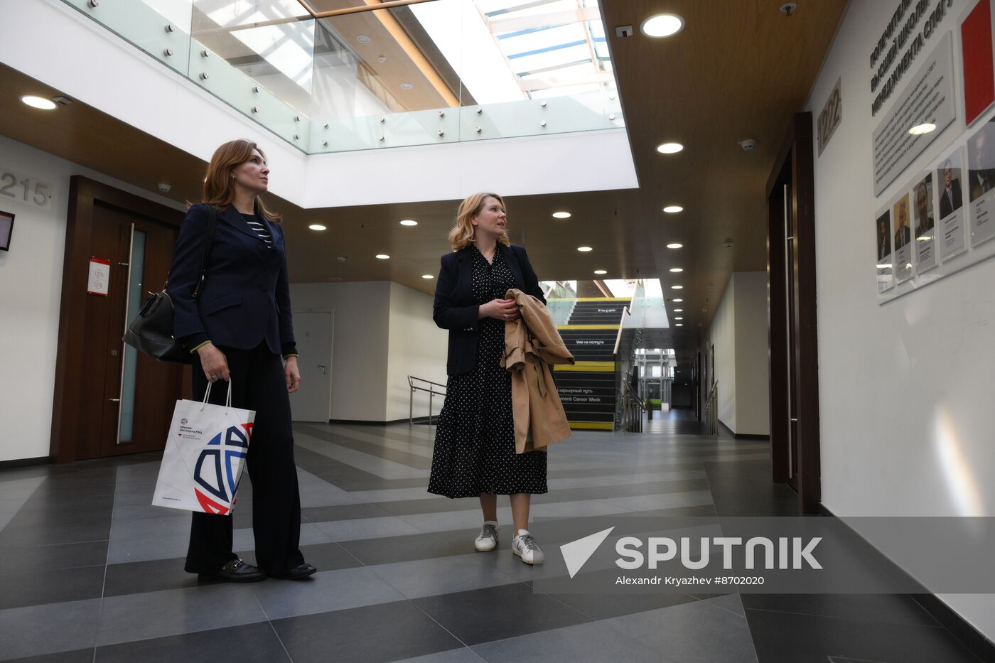 SPIEF-2024. Visit of delegation of REC, VTB and Chinese partners to campus of SPbU Graduate School of Management