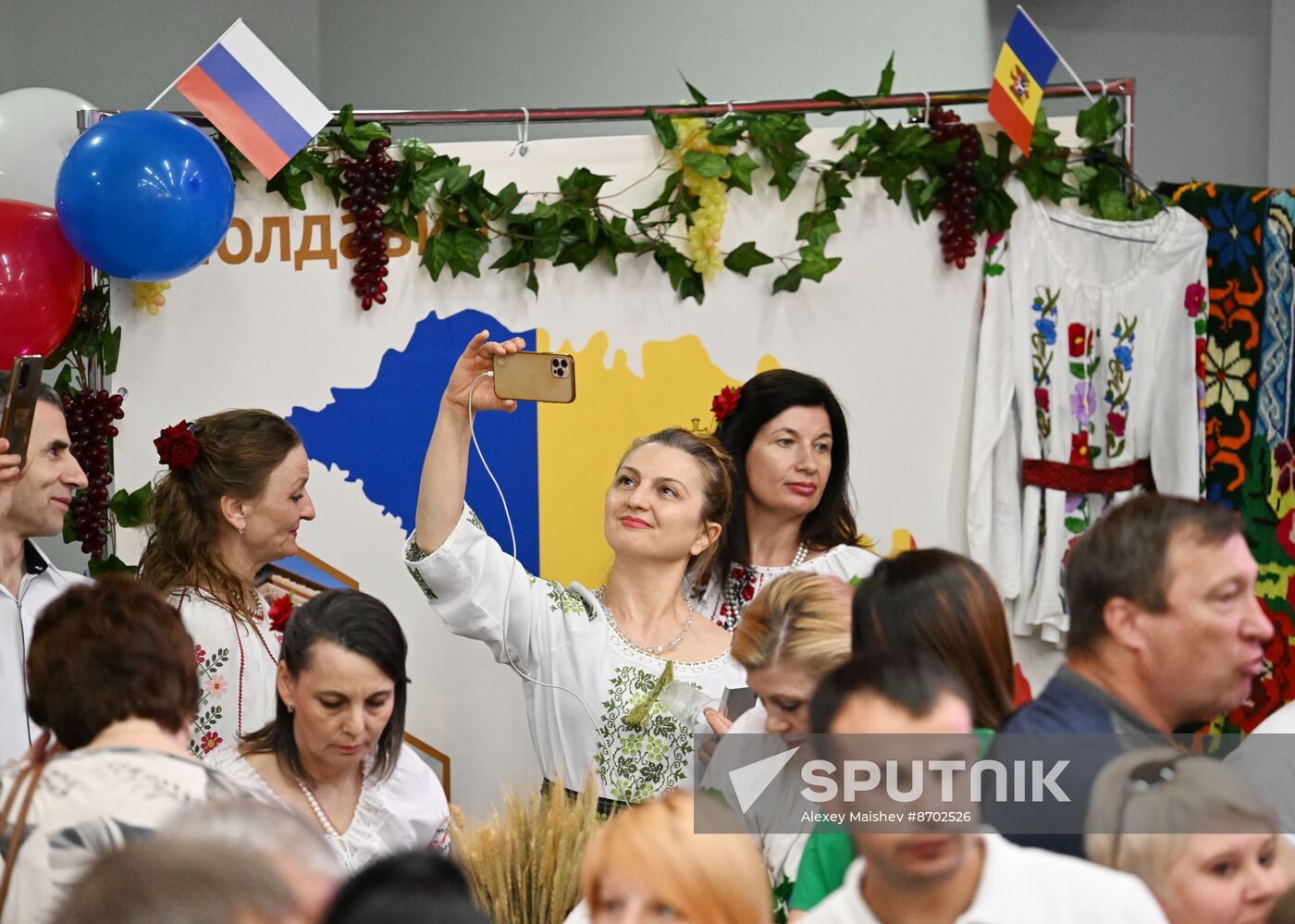 Russia Moldova Opposition Bloc Pobeda Congress