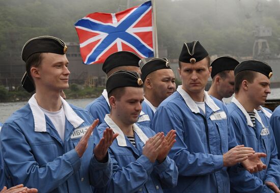 Russia Navy Submarine Petropavlovsk-Kamchatsky Exercise Welcoming
