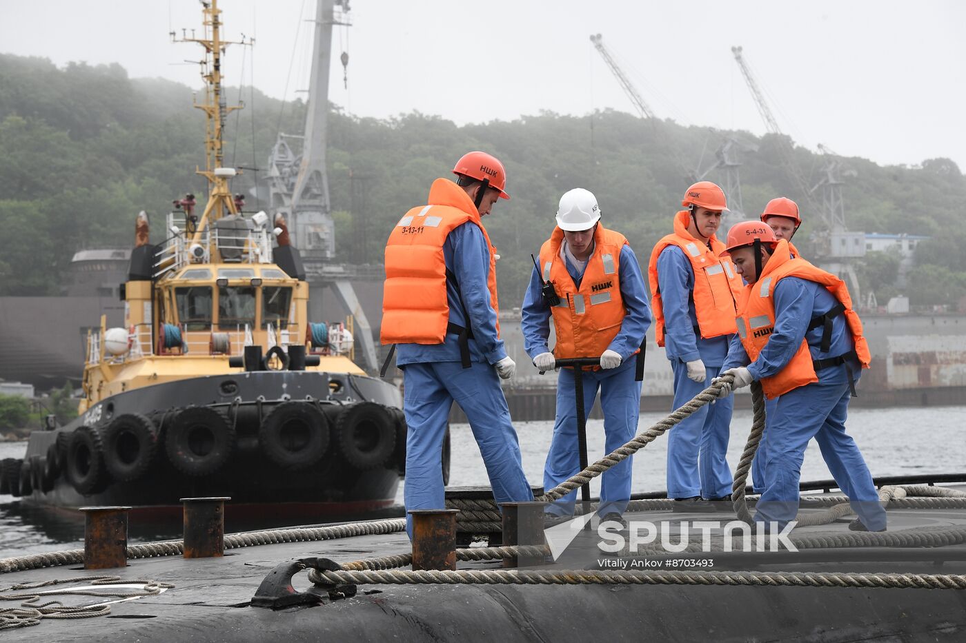 Russia Navy Submarine Petropavlovsk-Kamchatsky Exercise Welcoming