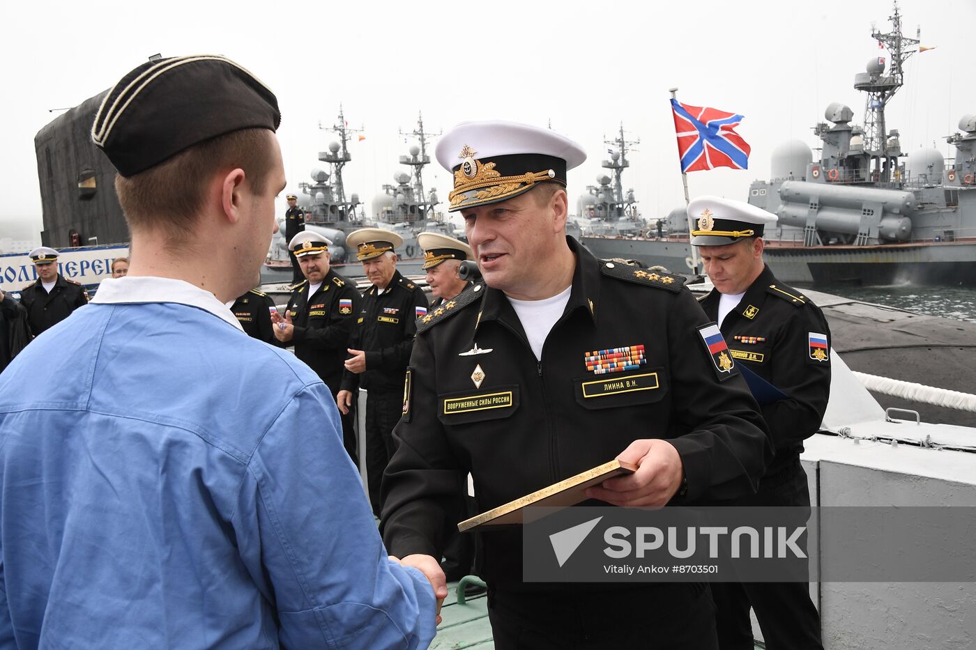 Russia Navy Submarine Petropavlovsk-Kamchatsky Exercise Welcoming