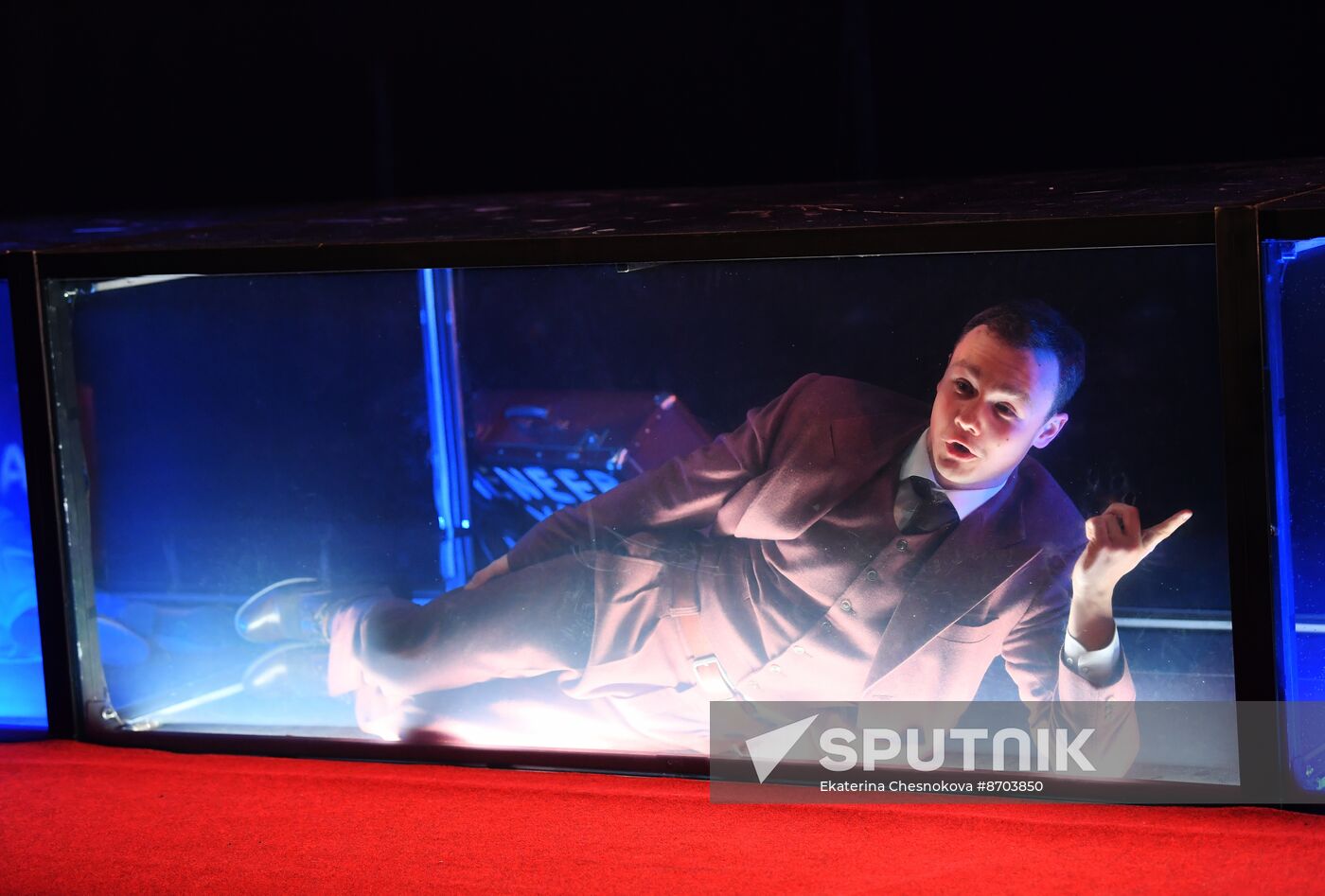 Russia Theatre Starling Paradox