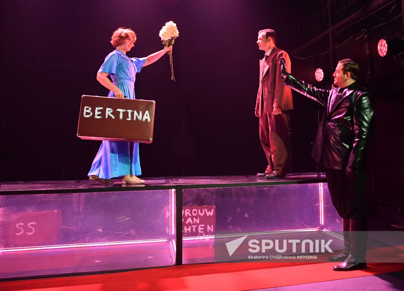 Russia Theatre Starling Paradox