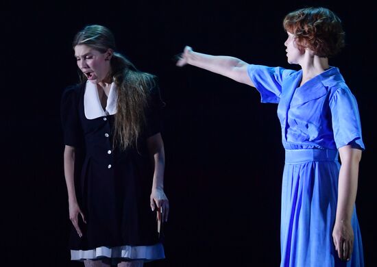 Russia Theatre Starling Paradox