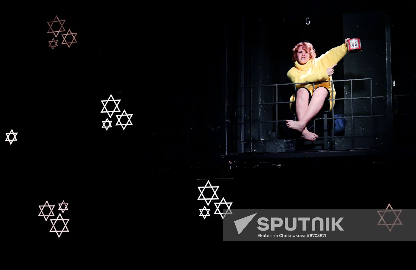 Russia Theatre Starling Paradox