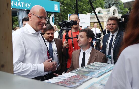 RUSSIA EXPO. Dmitry Chernyshenko visits festival exhibition