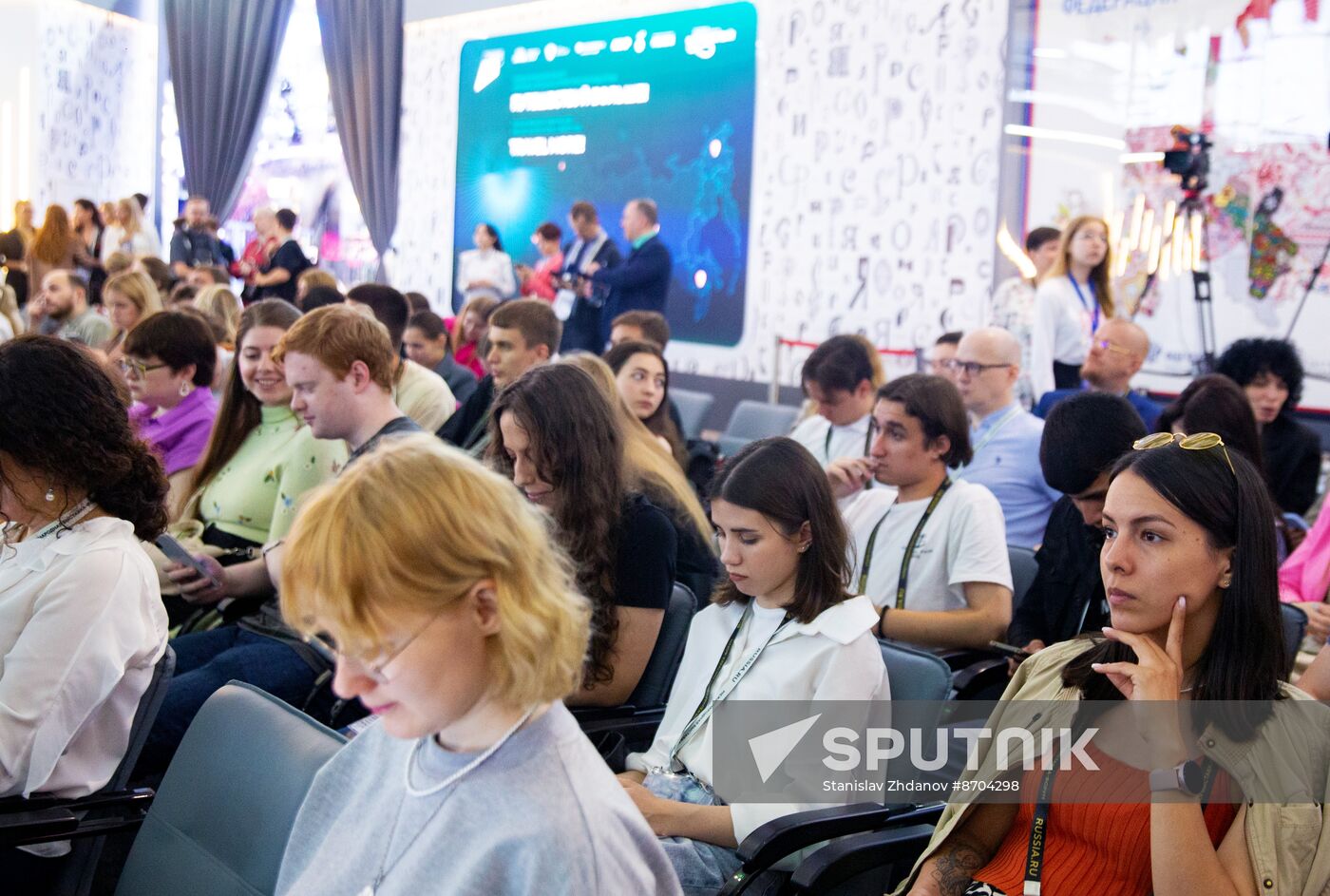 RUSSIA EXPO. Awards ceremony of Travel More International Tourism Creativity and Advertising Contest