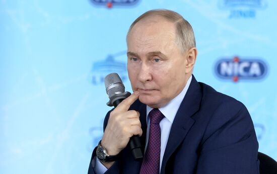 Russia Putin Central Federal District