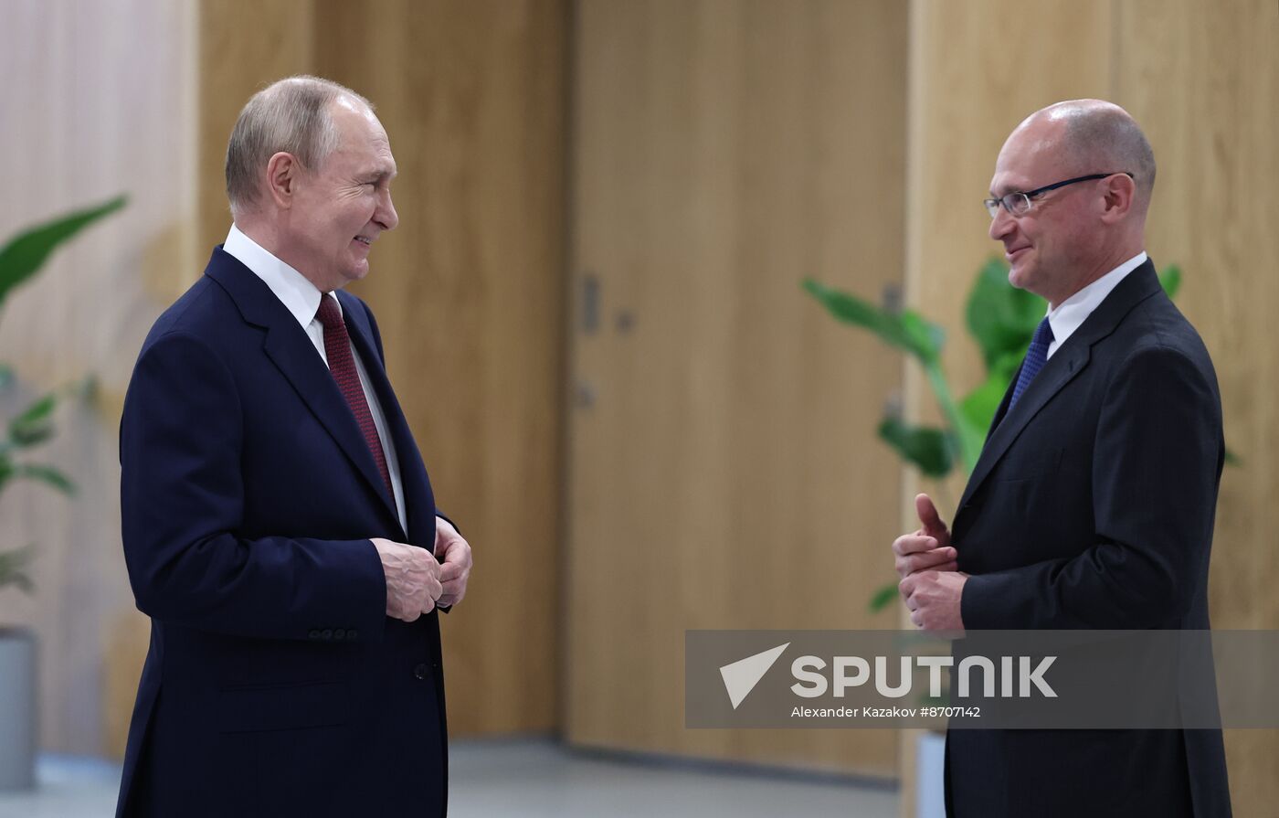 Russia Putin Senezh Management Lab