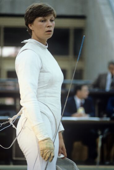 Fencer Valentina Sidorova