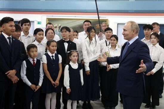 Russia Putin Far Eastern Federal District