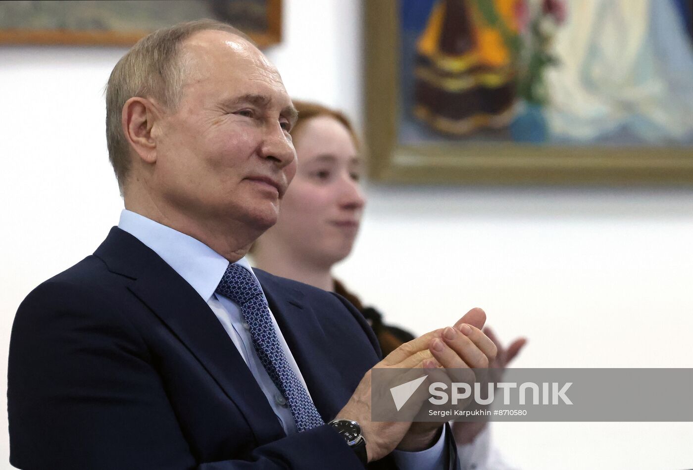 Russia Putin Far Eastern Federal District