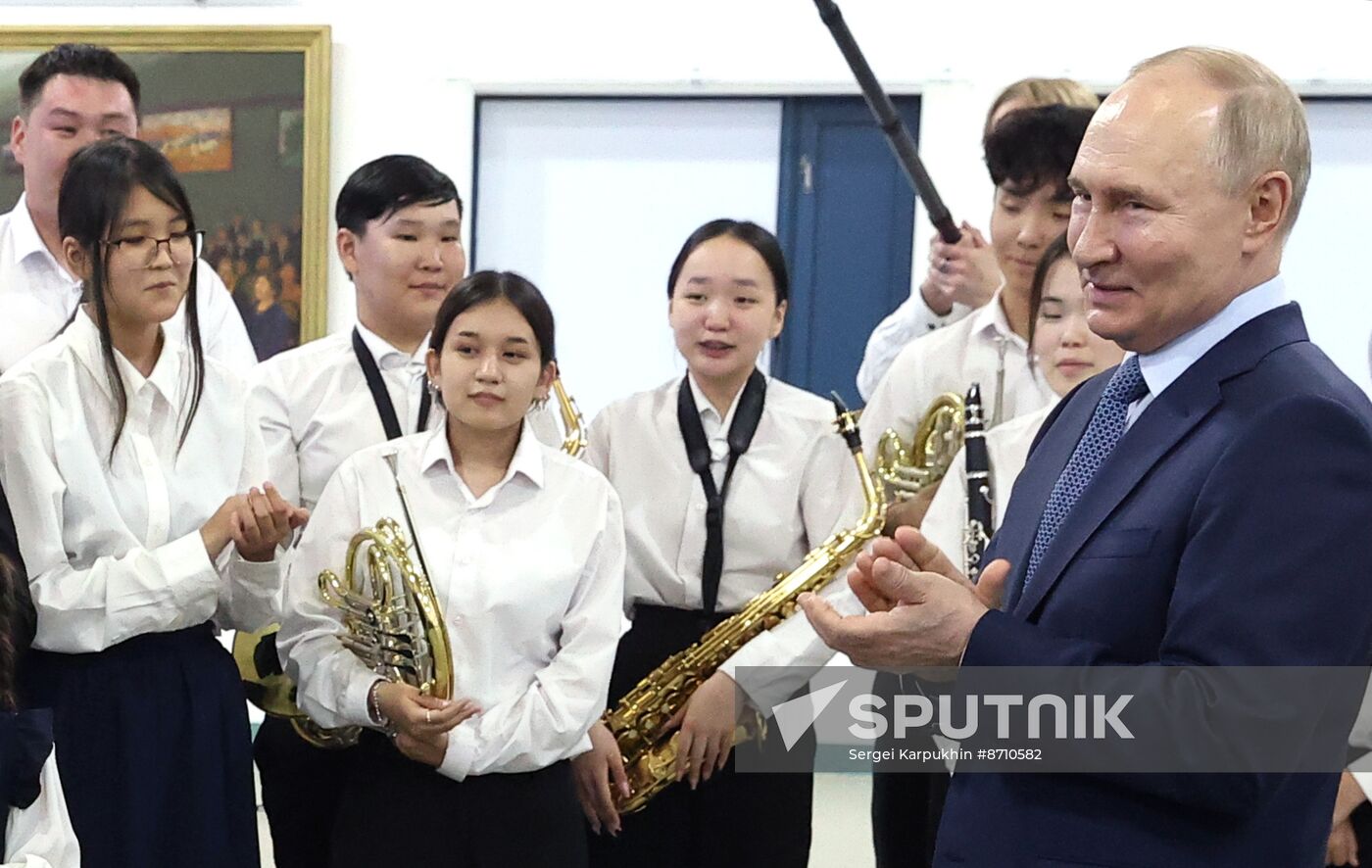 Russia Putin Far Eastern Federal District