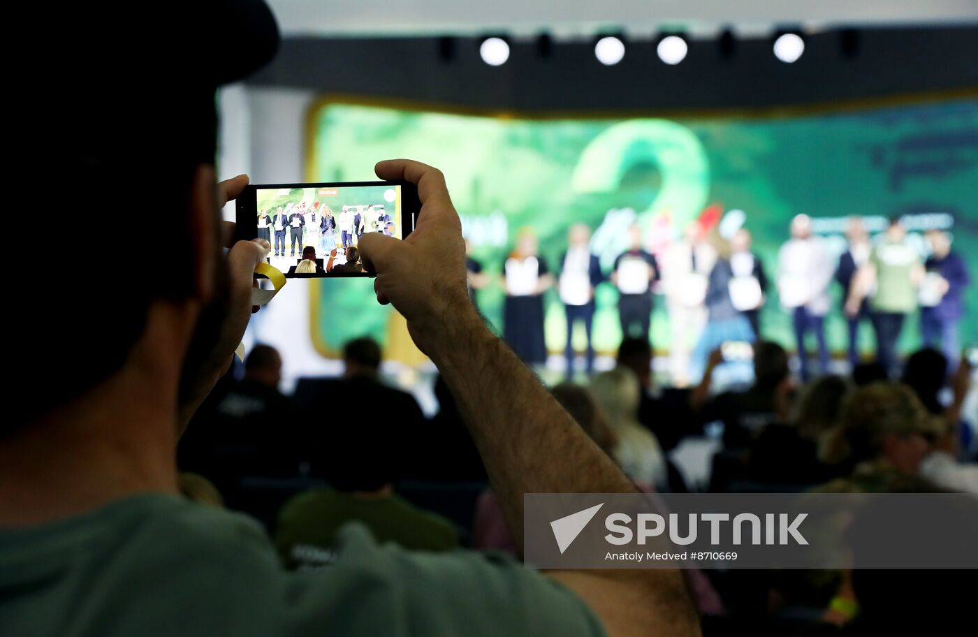 RUSSIA EXPO. Awards ceremony for participants in Everything for Victory project