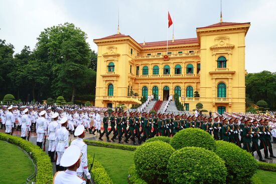 Vietnam Russia