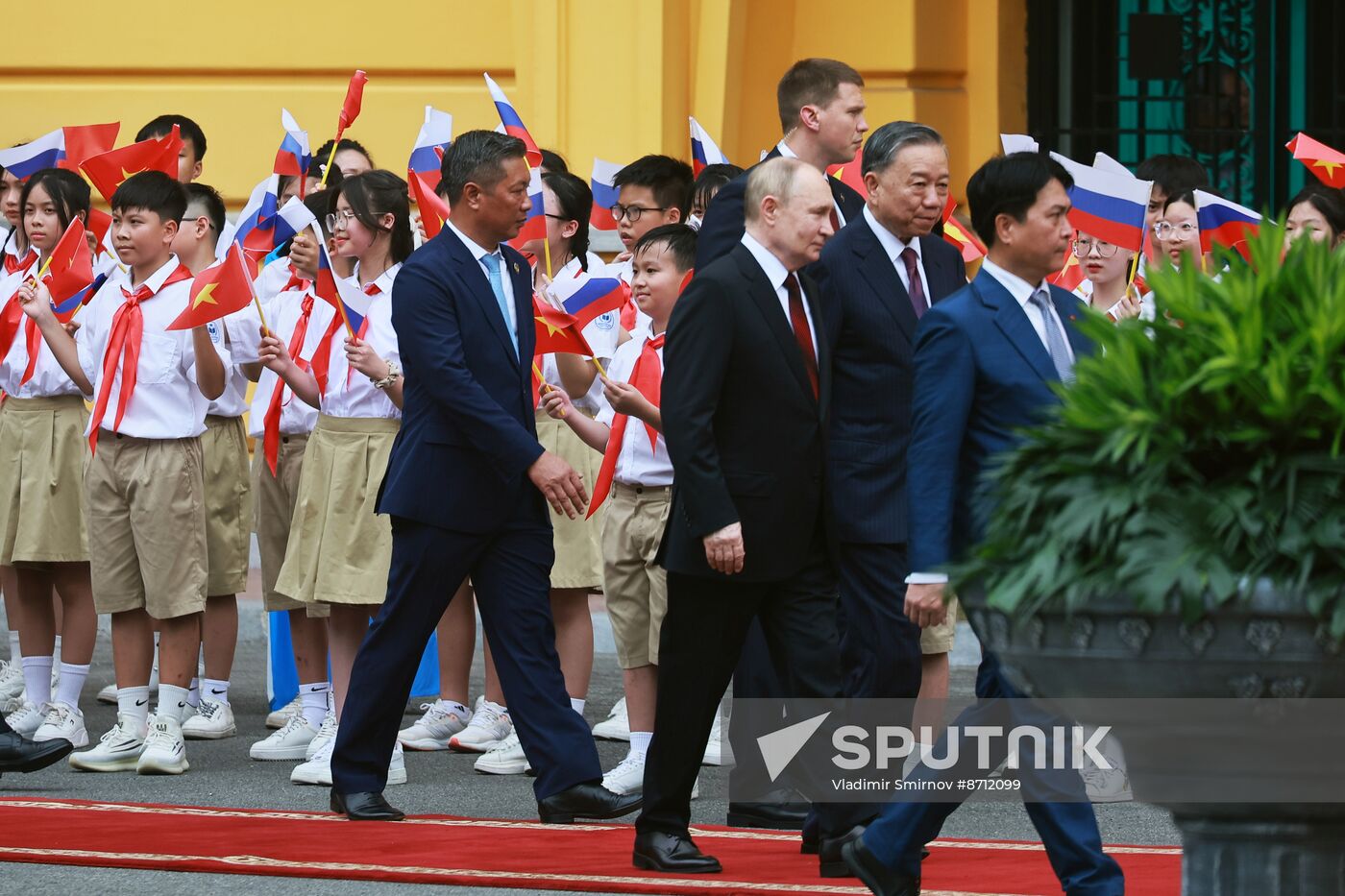 Vietnam Russia