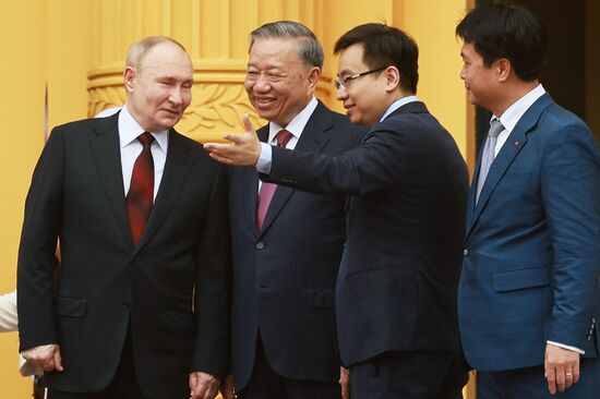 Vietnam Russia