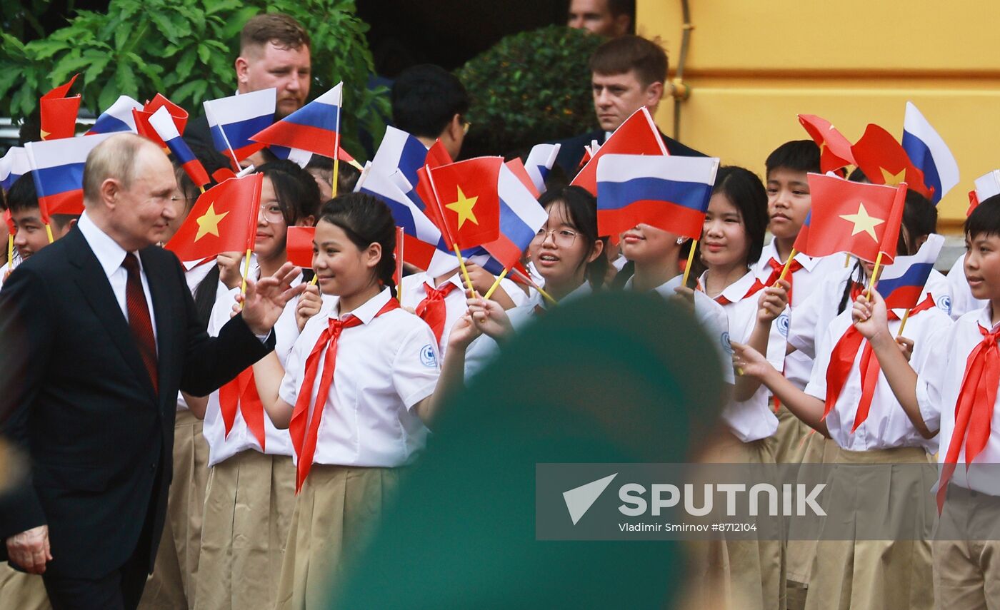 Vietnam Russia