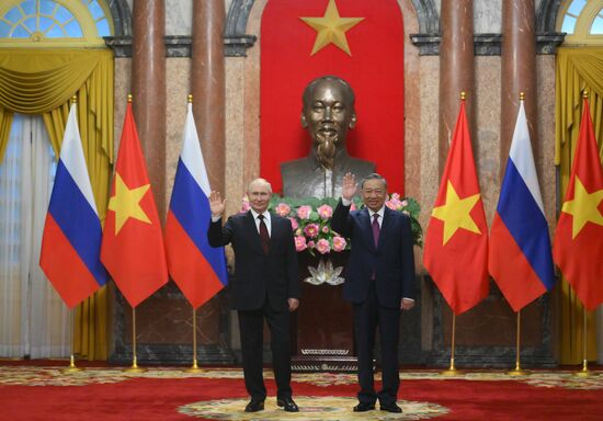 Vietnam Russia