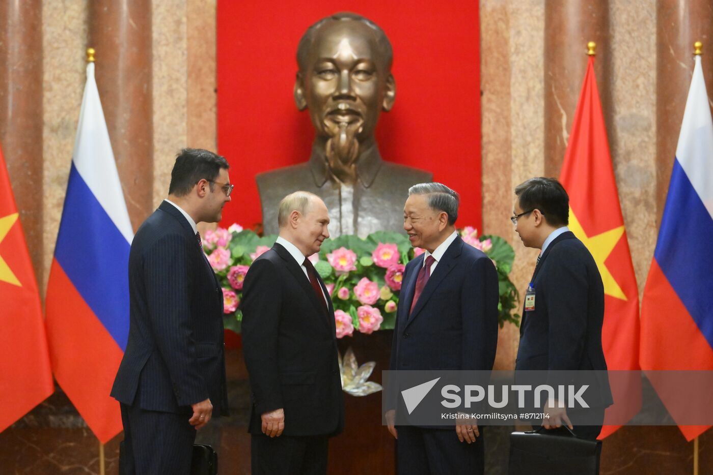 Vietnam Russia
