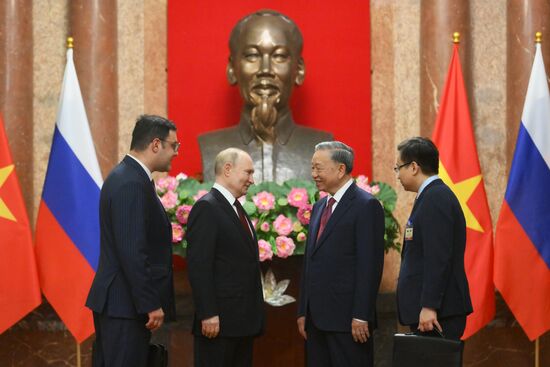 Vietnam Russia