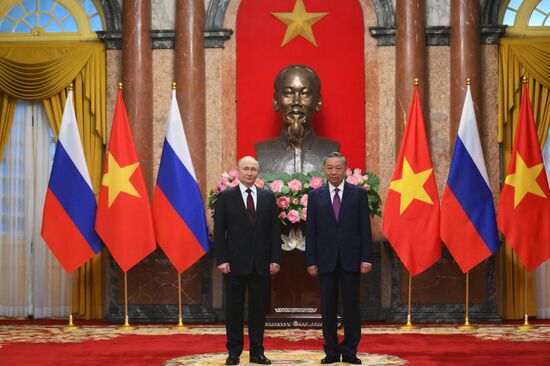 Vietnam Russia