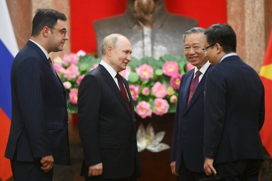 Vietnam Russia