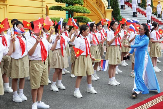 Vietnam Russia