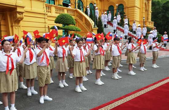 Vietnam Russia
