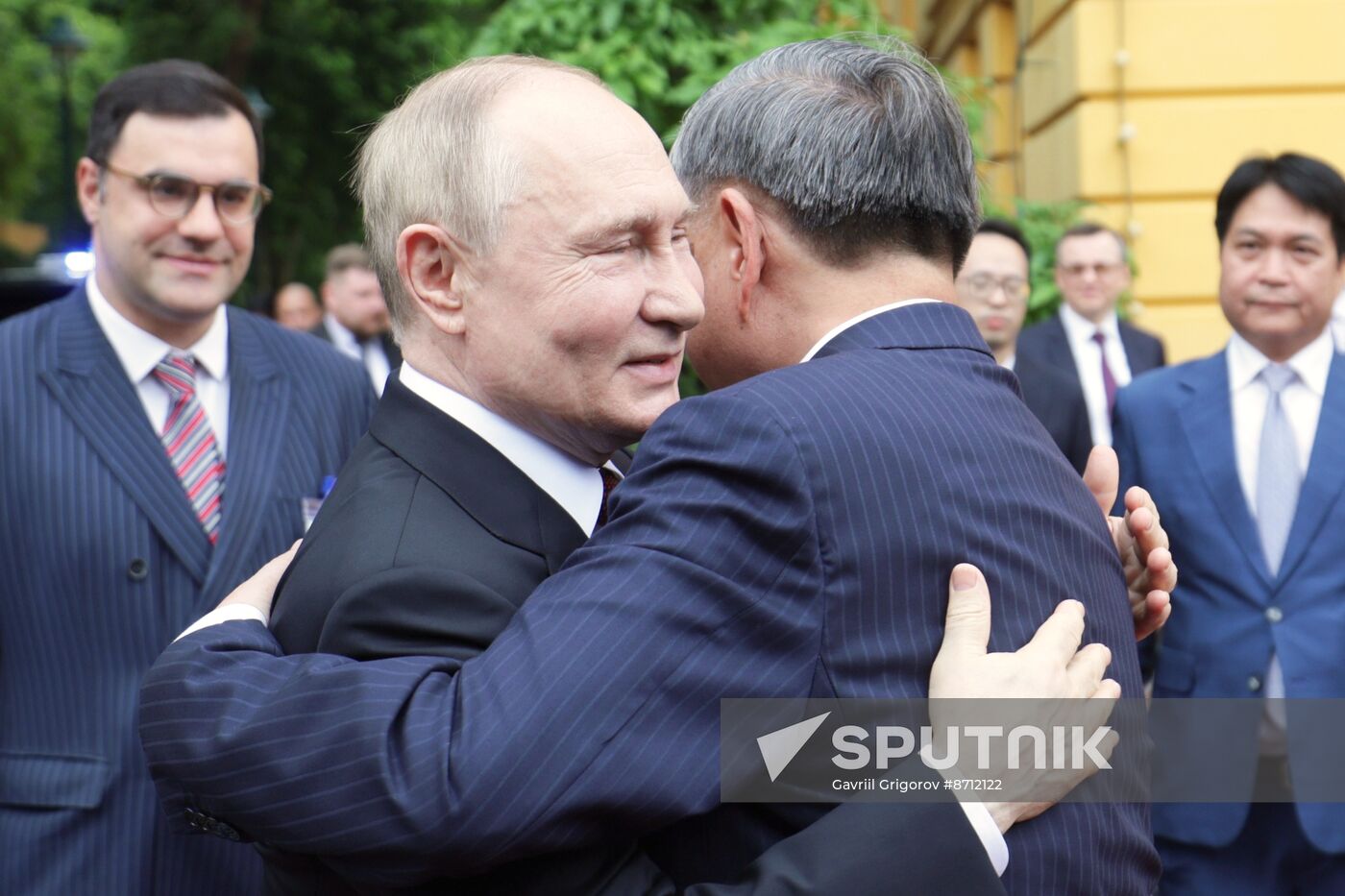 Vietnam Russia