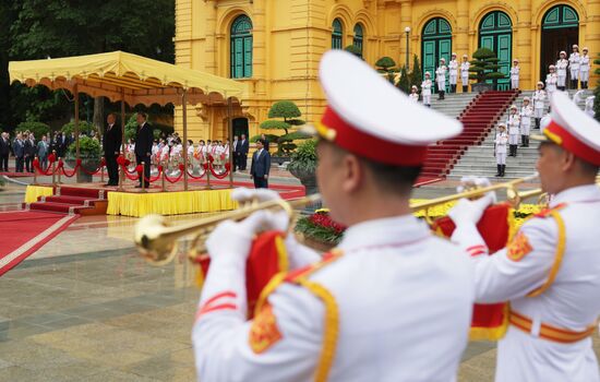 Vietnam Russia