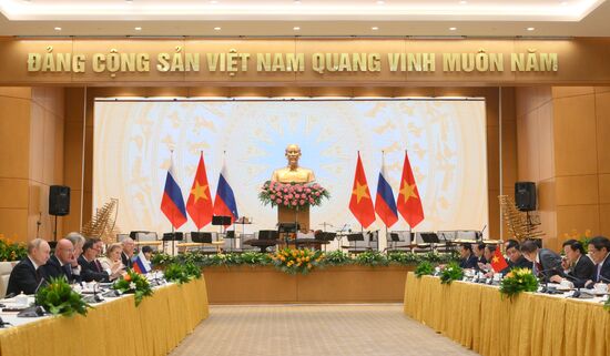 Vietnam Russia